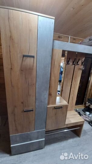 Шкаф в прихожую бу