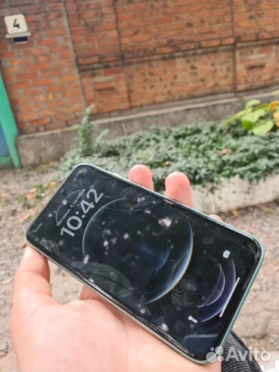 iPhone 11, 128 ГБ