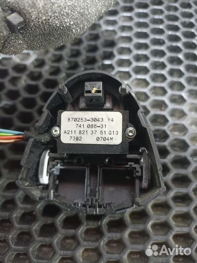 Кнопка SOS E350 W211 Mercedes