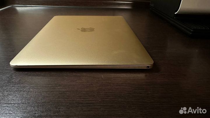 Apple MacBook air A1534