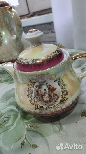 Чайный сервиз мадонна гдр 12 персон, 52 предмета