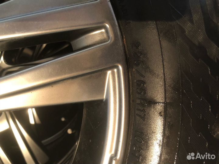 Комплект зимних колёс r17