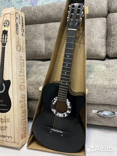 Акустическая гитара