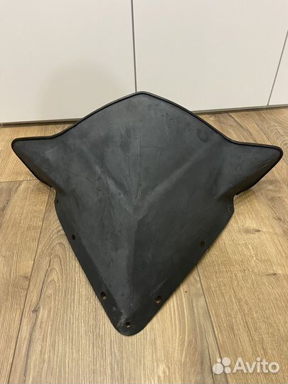 Стекло ветровое polaris