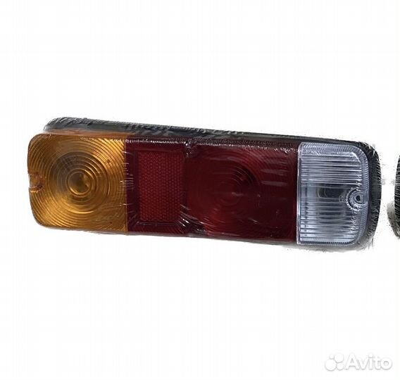Задние фонари стопы Toyota Toyoace/Dyna