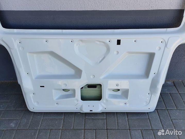 Задняя дверь хлопушка Mercedes Vito (W638)