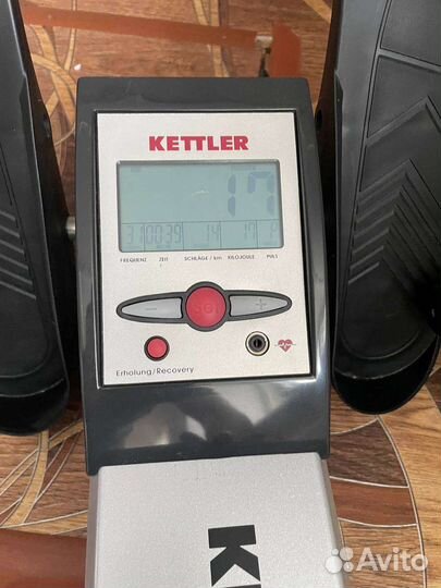 Гребной тренажер