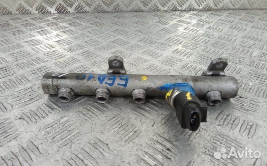 Топливная рампа дизельная volkswagen touareg 7L (E