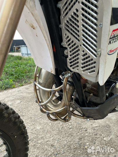 Защита резонатора Kayo KT250.клетка