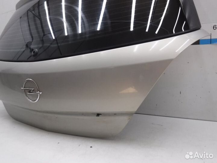 Дверь багажника на Opel Astra H