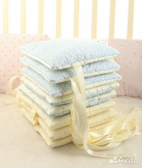 Подушки бортики в детскую кроватку