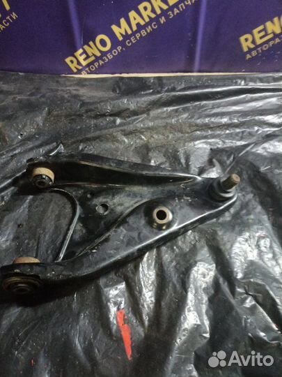 Рычаг подвески нижний передний правый Nissan