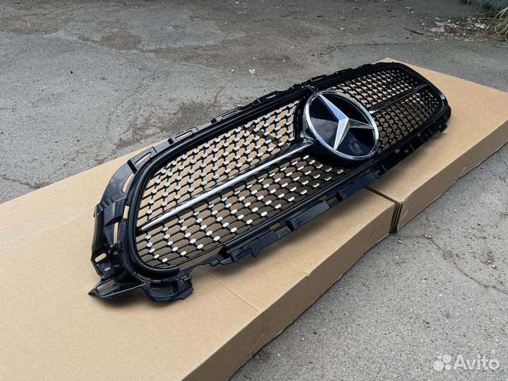 Mercedes W213 AMG rest решетка радиатора