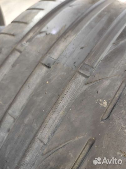 Bridgestone Potenza S001 245/40 R18