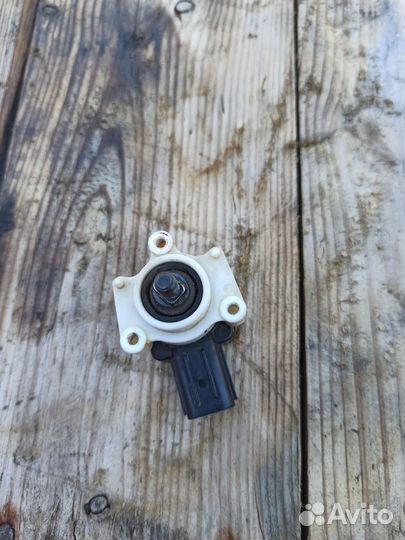 Датчик положения кузова Suzuki