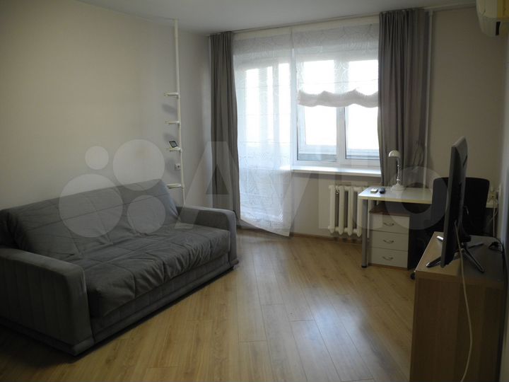 2-к. квартира, 55 м², 9/9 эт.