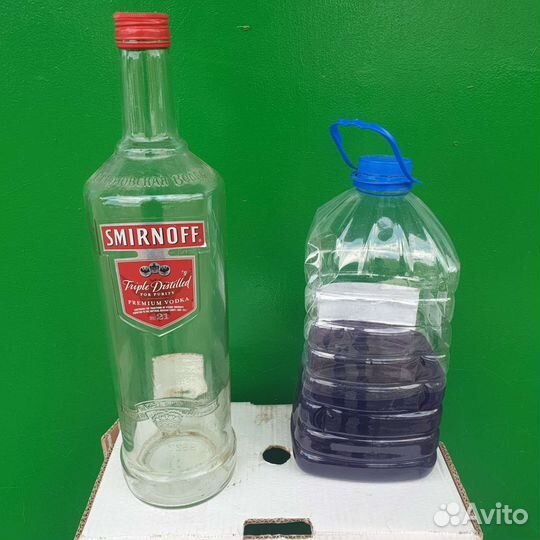 Бутыль Смирновская водка 3 литра