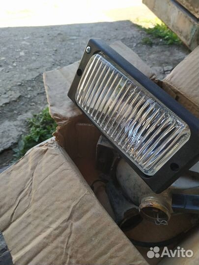 Одна новая птф ваз 2110-2115 + одна б/у