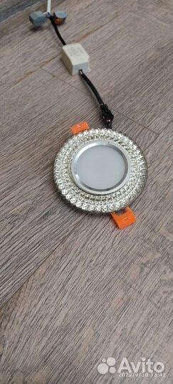 Светильник потолочный светодиодный