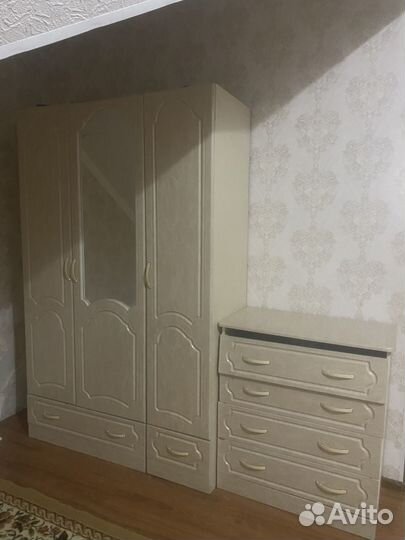 Спальный гарнитур бу