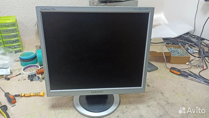 Монитор LG