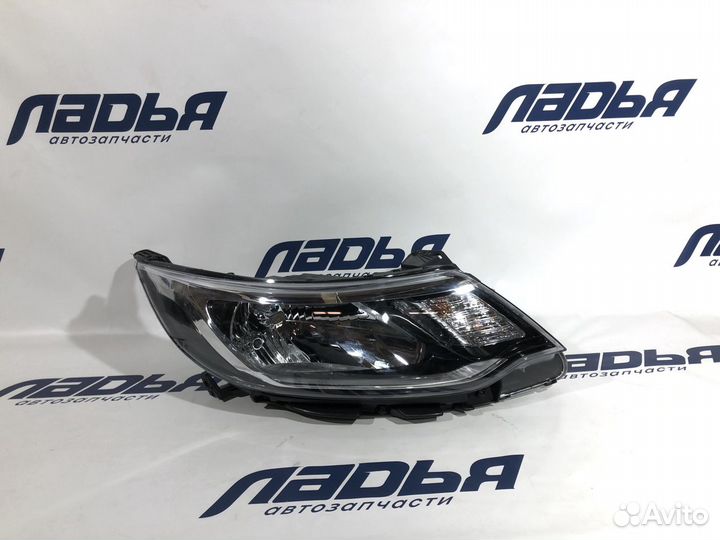 Фара Kia Rio(15) правая