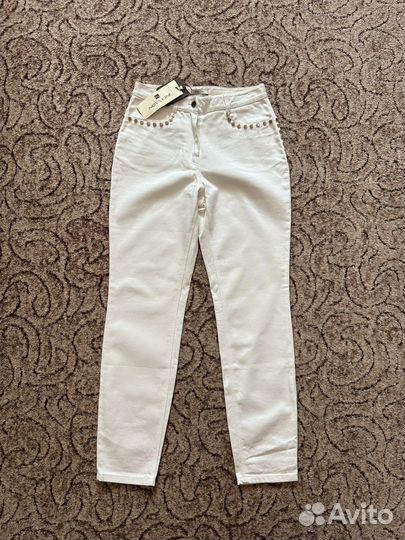 Джинсы белые 42
