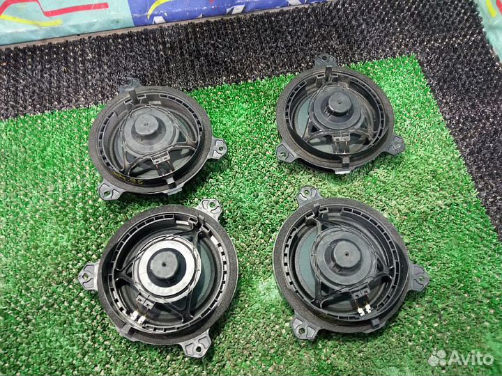 Динамик Toyota Hilux