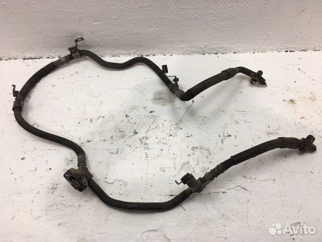 Трубка гидроподвески задняя правая Infinity Qx80