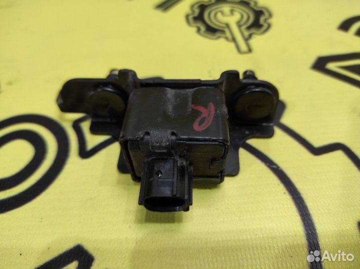 Датчик Airbag передний правый Subaru Forester SG5