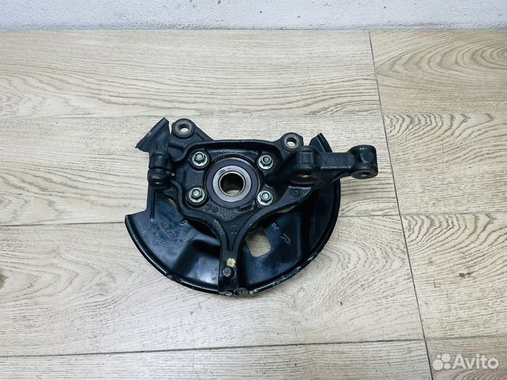 Кулак поворотный передний правый Mazda 3 BM