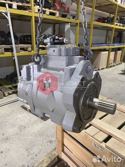 Основной насос Hitachi ZX870H-3F