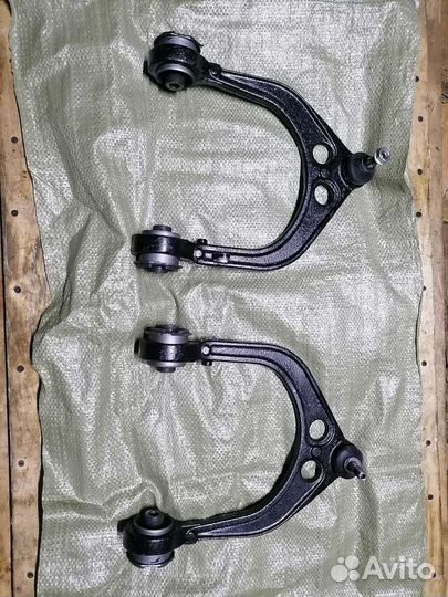 Рычаги верхние dodge Magnum