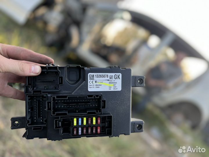 Блок предохранителей Opel Corsa D