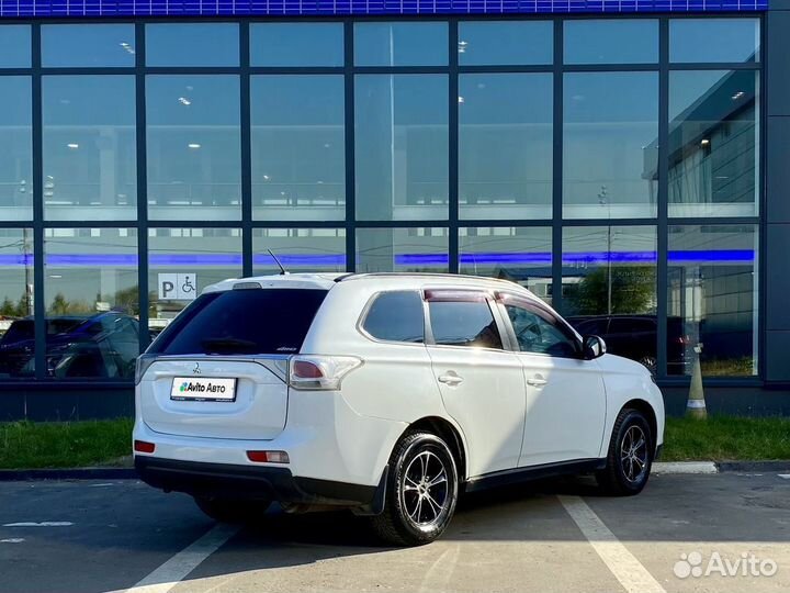 Mitsubishi Outlander 2.0 CVT, 2012, 277 482 км