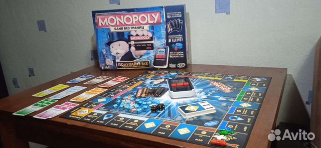 Настольная игра Монополия: банк без границ