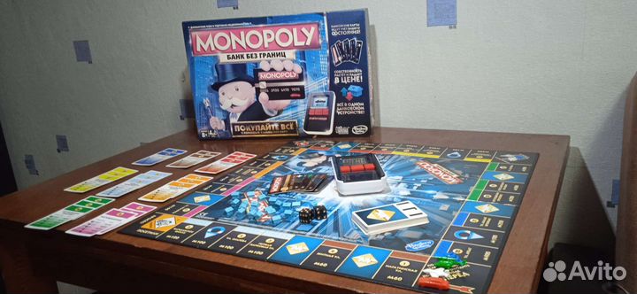 Настольная игра Монополия: банк без границ
