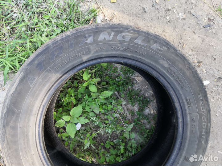 Triangle TR257 225/60 R17