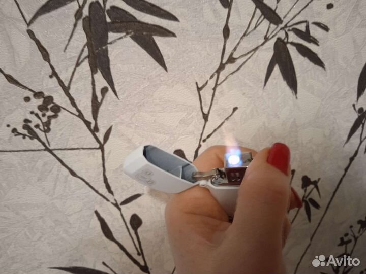 Lucky Strike Лаки Страйк белая турбо новая зажигал