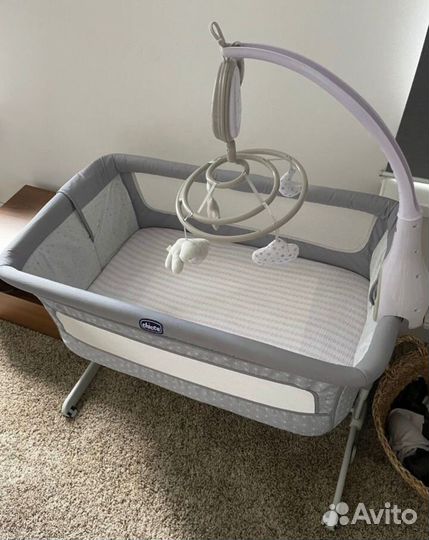 Приставная кроватка chicco