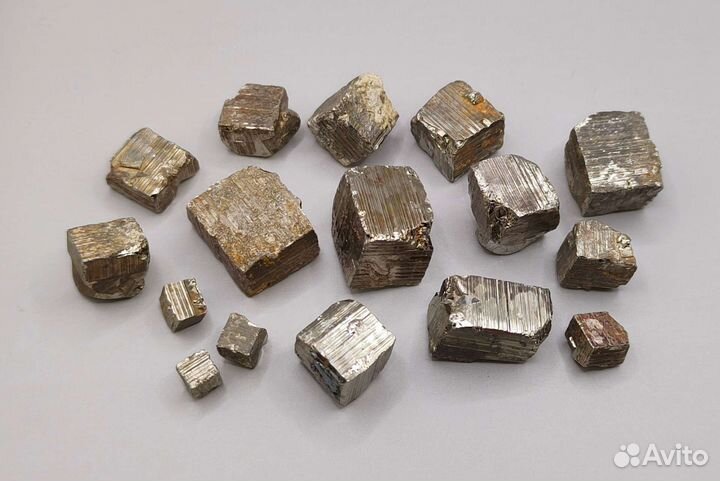 Набор: кубики пирита (16 шт), Россия / Минералы