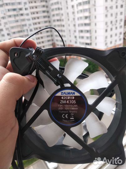 Корпусные вентиляторы с подсветкой zalman ZM-K105