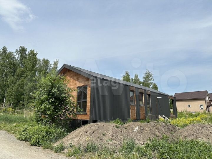 Коттедж 104 м² на участке 5 сот.