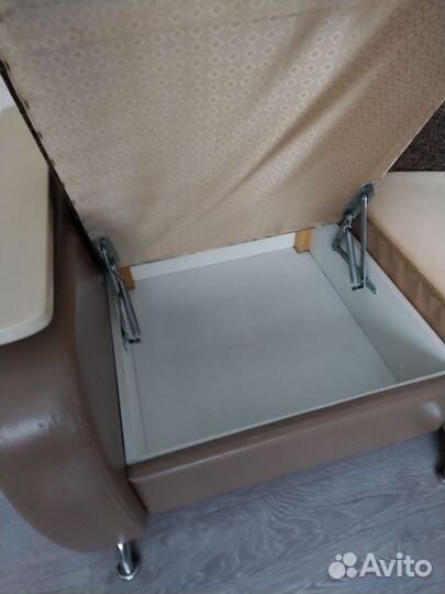 Угловой диван бу