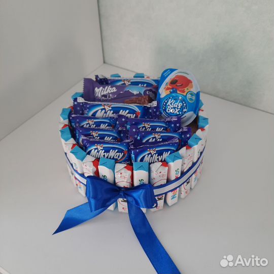 Подарок из конфет дарю без повода