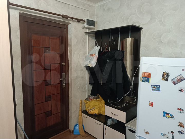 Комната 18 м² в 8-к., 7/9 эт.