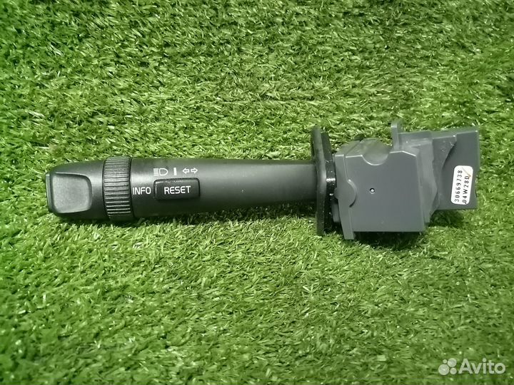 Переключатель подрулевой (дворников) 30669739 Volv