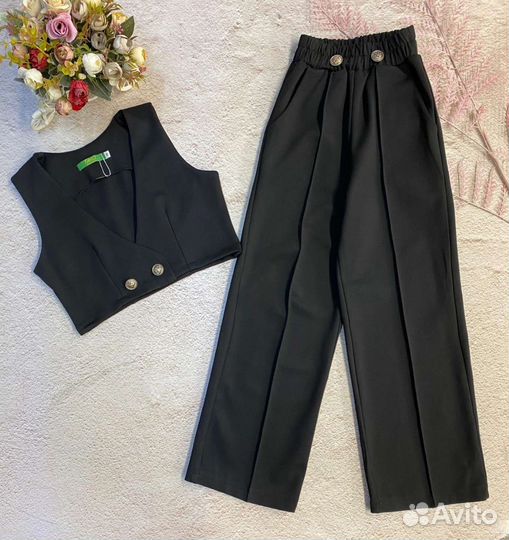 Школьный костюм для девочки