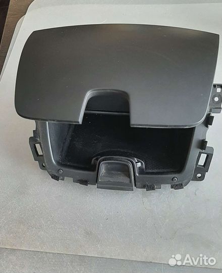 Chevrolet Cruze бардачок верхний