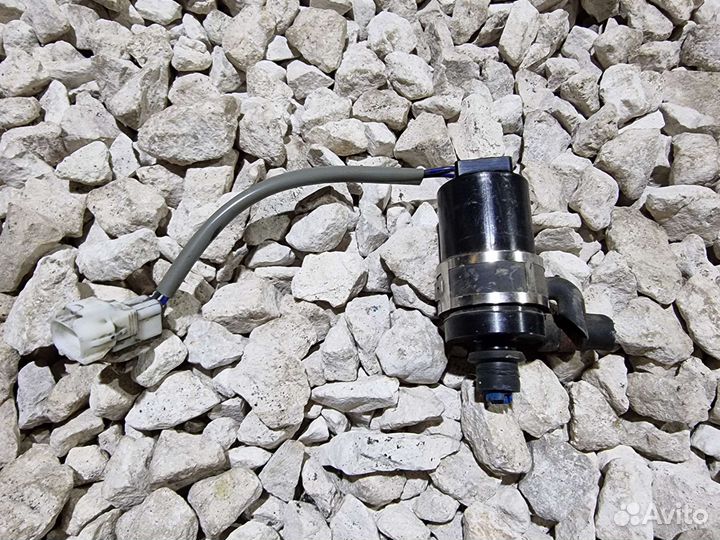 Моторчик омывателя Паджеро 4